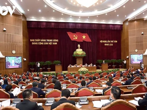Khai mạc hội nghị lần thứ 8 Ban Chấp hành Trung ương khoá XIII