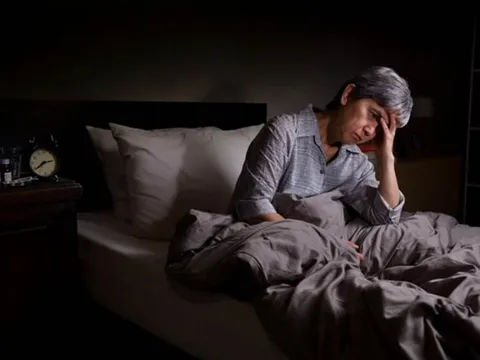 Người cao tuổi nên ăn gì để cải thiện giấc ngủ