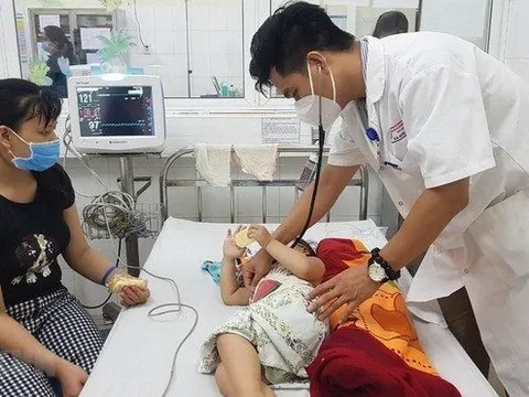 Số ca mắc tay chân miệng ở Hà Nội tăng gấp 4 lần