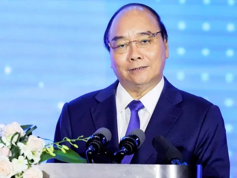 Chủ tịch nước Nguyễn Xuân Phúc: Yêu cầu ngành Y tế cần sớm giải quyết tình trạng thiếu thuốc và vật tư y tế
