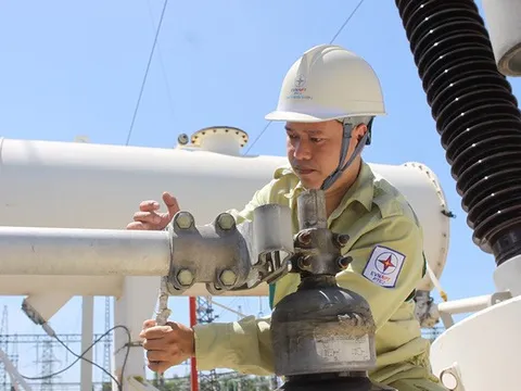 Thủ tướng Phạm Minh Chính yêu cầu tuyệt đối không để xảy ra thiếu điện