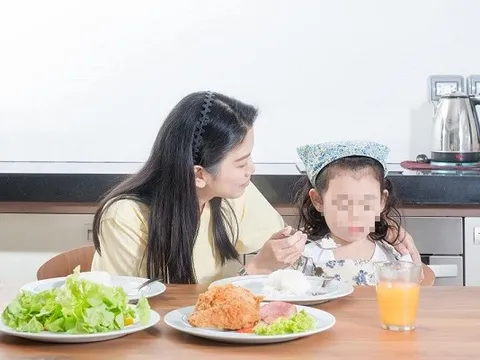 Chế độ dinh dưỡng cho từng nhóm tuổi ở trẻ sau nhiễm COVID-19