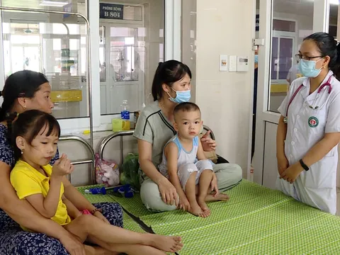 Ninh Bình:  Gia tăng trẻ nhập viện do mắc cúm A