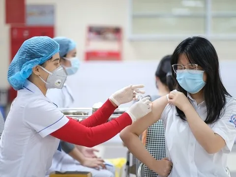 Tiêm chủng vaccine phòng bệnh mang lại hiệu quả kinh tế cho người dân
