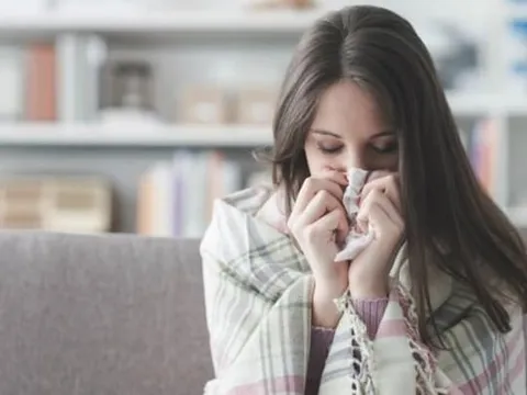 Mùa thu - Thời tiết chuyển lạnh là điều kiện thuận lợi cho virus gây bệnh phát triển và lây lan