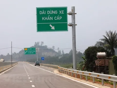 Tiềm ẩn nguy cơ mất an toàn giao thông do nhiều cao tốc chưa đúng chuẩn