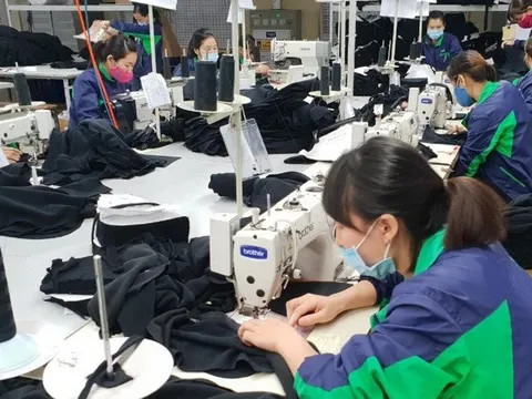 Nâng cao nhận thức về bình đẳng giới tại các khu công nghiệp