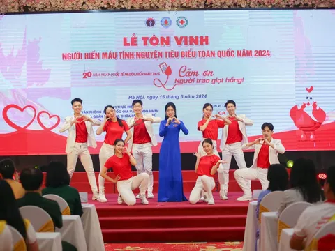 Những bông hoa tươi thắm của lòng nhân ái luôn vì cộng đồng