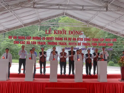 Chủ tịch nước chia sẻ niềm vui cùng bà con vùng cao Quảng Bình