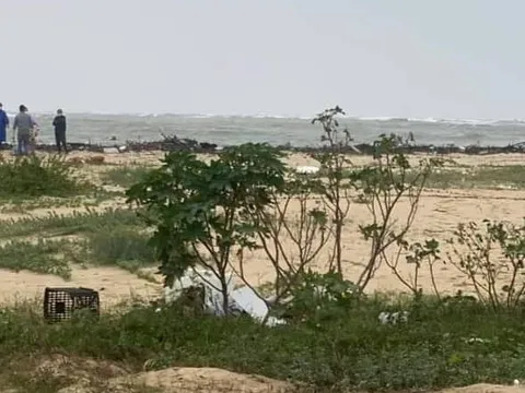 Đã xác minh được danh tính thi thể phụ nữ dạt vào biển Quảng Bình