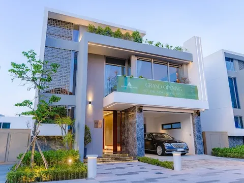 Khám phá vẻ đẹp hoàn mỹ của villa Regal Victoria Elizabeth Edition